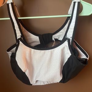 Glamorise SPORT Bra 38D (DOUBLE-LAYER) Wicking (PADDED-STRAPS) WHITE NEW